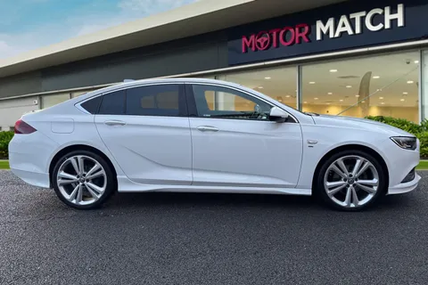 LN67GVP Vauxhall Insignia 2.0 Turbo D BlueInjection SRi VX Line Nav Grand Sport Euro 6 (s/s) 5dr Thumbnail #4