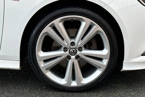 LN67GVP Vauxhall Insignia 2.0 Turbo D BlueInjection SRi VX Line Nav Grand Sport Euro 6 (s/s) 5dr Thumbnail #10