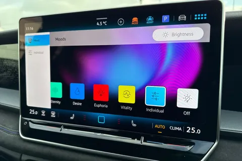  Volkswagen Tayron 2.0 TDI R-Line DSG Euro 6 (s/s) 5dr Thumbnail #54