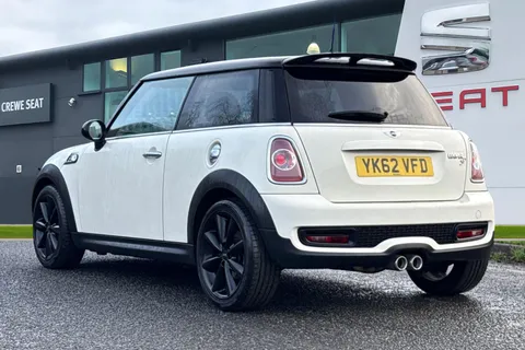 YK62VFD Mini Hatch 2.0 Cooper SD Euro 5 (s/s) 3dr Thumbnail #3