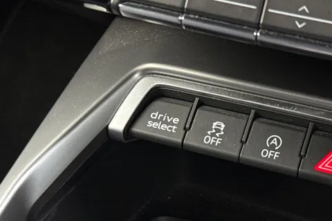 LL72AHK Audi A3 30 TFSI S Line 5dr S Tronic Thumbnail #46