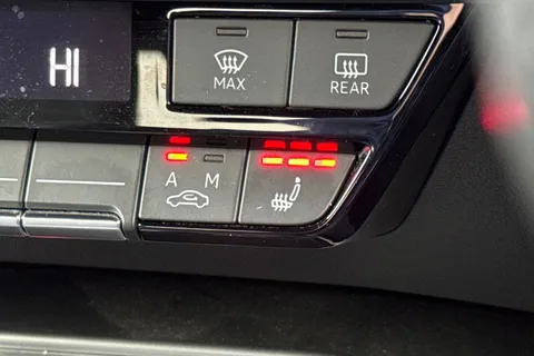 LL72AHK Audi A3 30 TFSI S Line 5dr S Tronic Thumbnail #52