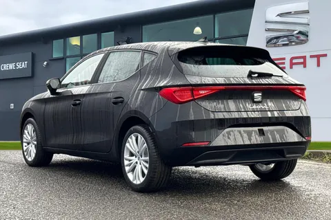  SEAT Leon 2.0 TDI EVO SE Dynamic 5dr [DAP] Thumbnail #2