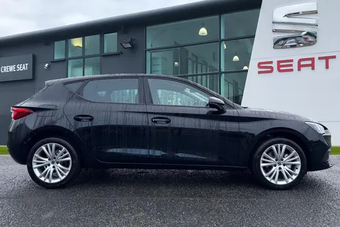  SEAT Leon 2.0 TDI EVO SE Dynamic 5dr [DAP] Thumbnail #3