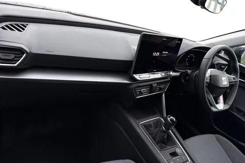  SEAT Leon 2.0 TDI EVO SE Dynamic 5dr [DAP] Thumbnail #14