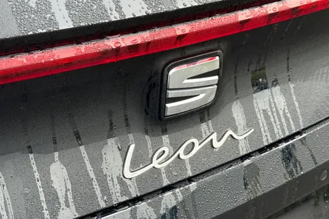  SEAT Leon 2.0 TDI EVO SE Dynamic 5dr [DAP] Thumbnail #28