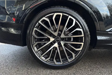 13 of 49 for Audi Q7 SUV Vorsprung 50 TDI quattro 286 PS tiptronic