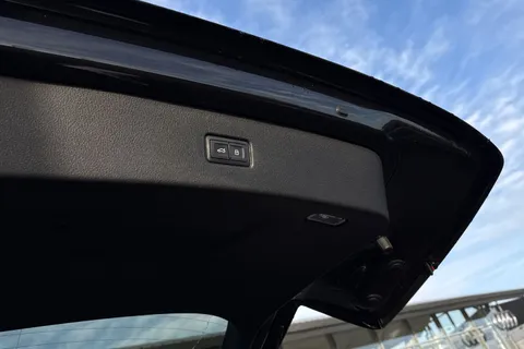 30 of 49 for Audi Q7 SUV Vorsprung 50 TDI quattro 286 PS tiptronic