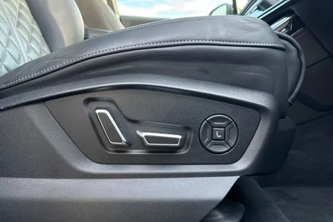 33 of 49 for Audi Q7 SUV Vorsprung 50 TDI quattro 286 PS tiptronic