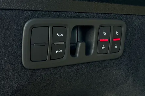 36 of 49 for Audi Q7 SUV Vorsprung 50 TDI quattro 286 PS tiptronic