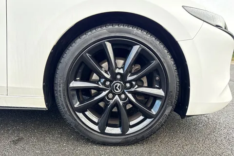 7 of 65 for Mazda Mazda3 2.0 e-SKYACTIV-X MHEV GT Sport Tech Euro 6 (s/s) 5dr