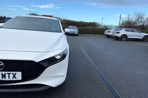 26 of 65 for Mazda Mazda3 2.0 e-SKYACTIV-X MHEV GT Sport Tech Euro 6 (s/s) 5dr