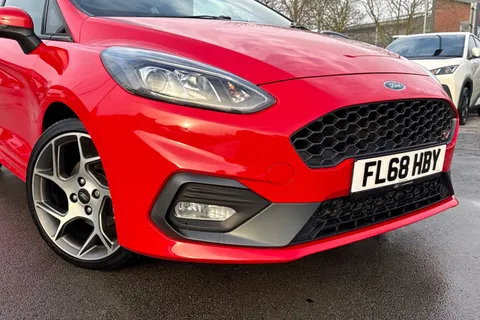FL68HBY Ford Fiesta 1.5 EcoBoost ST-2 3dr Thumbnail #8
