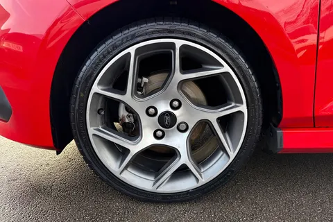 FL68HBY Ford Fiesta 1.5 EcoBoost ST-2 3dr Thumbnail #10