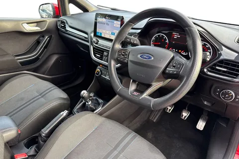 FL68HBY Ford Fiesta 1.5 EcoBoost ST-2 3dr Thumbnail #13