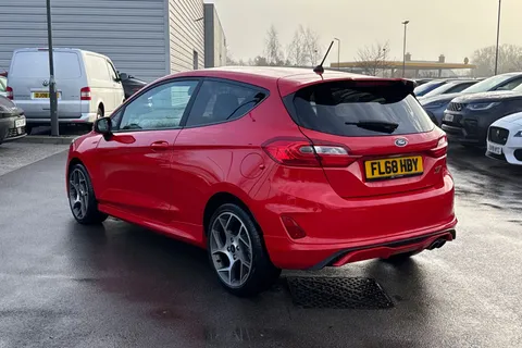 FL68HBY Ford Fiesta 1.5 EcoBoost ST-2 3dr Thumbnail #26