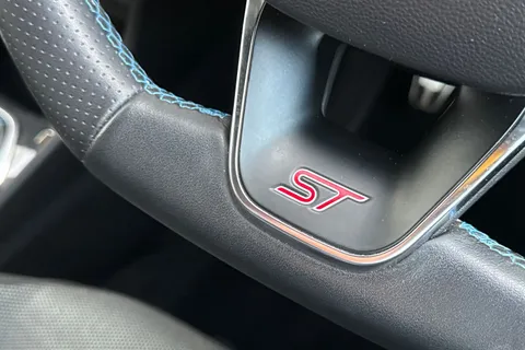 FL68HBY Ford Fiesta 1.5 EcoBoost ST-2 3dr Thumbnail #53