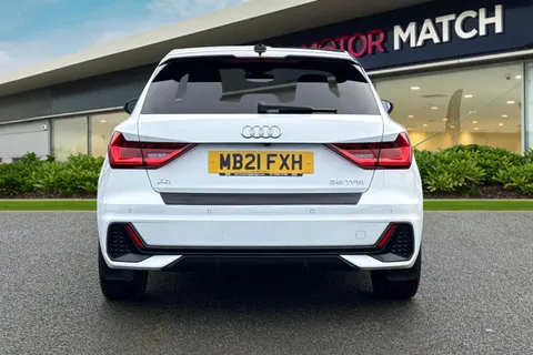 MB21FXH Audi A1 1.5 TFSI 35 Black Edition Sportback S Tronic Euro 6 (s/s) 5dr Thumbnail #5