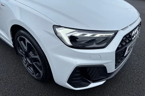 MB21FXH Audi A1 1.5 TFSI 35 Black Edition Sportback S Tronic Euro 6 (s/s) 5dr Thumbnail #25