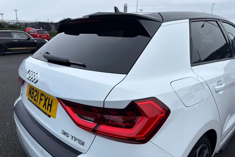 MB21FXH Audi A1 1.5 TFSI 35 Black Edition Sportback S Tronic Euro 6 (s/s) 5dr Thumbnail #31