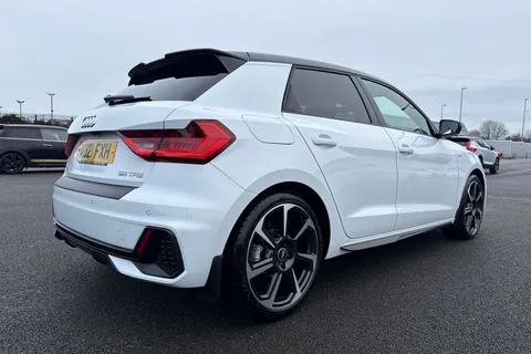 MB21FXH Audi A1 1.5 TFSI 35 Black Edition Sportback S Tronic Euro 6 (s/s) 5dr Thumbnail #34