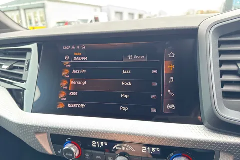 MB21FXH Audi A1 1.5 TFSI 35 Black Edition Sportback S Tronic Euro 6 (s/s) 5dr Thumbnail #45