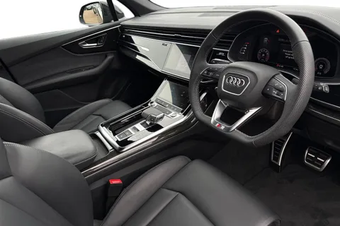 14 of 66 for Audi Q7 SUV Black Edition 55 TFSI quattro 340 PS tiptronic