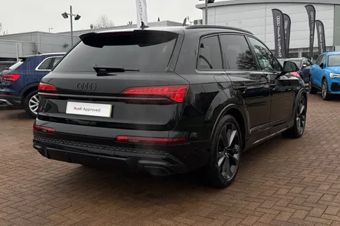 26 of 66 for Audi Q7 SUV Black Edition 55 TFSI quattro 340 PS tiptronic
