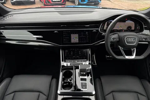 31 of 66 for Audi Q7 SUV Black Edition 55 TFSI quattro 340 PS tiptronic