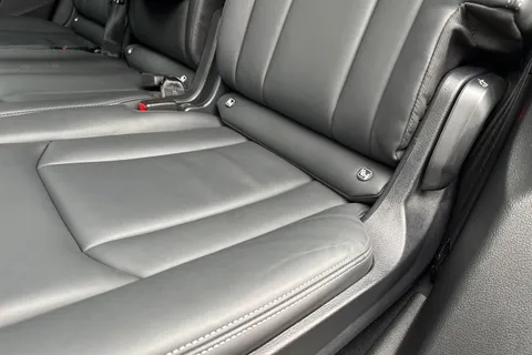 37 of 66 for Audi Q7 SUV Black Edition 55 TFSI quattro 340 PS tiptronic