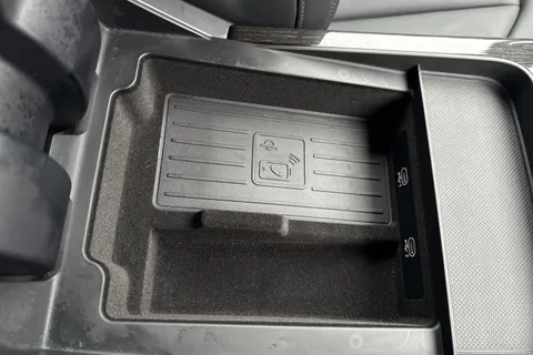 59 of 66 for Audi Q7 SUV Black Edition 55 TFSI quattro 340 PS tiptronic