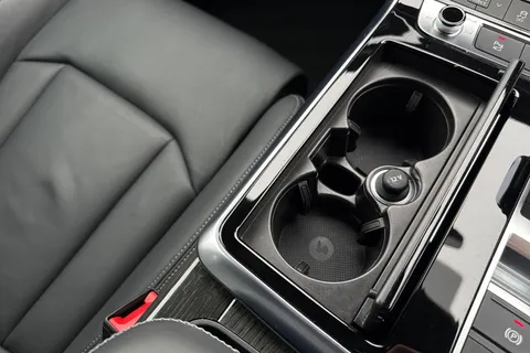 60 of 66 for Audi Q7 SUV Black Edition 55 TFSI quattro 340 PS tiptronic