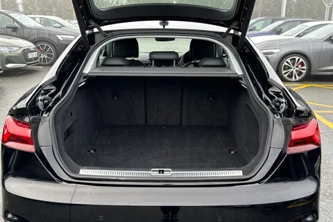 GY73LXM Audi A5 Sport 35 TFSI 150 PS S tronic Thumbnail #7