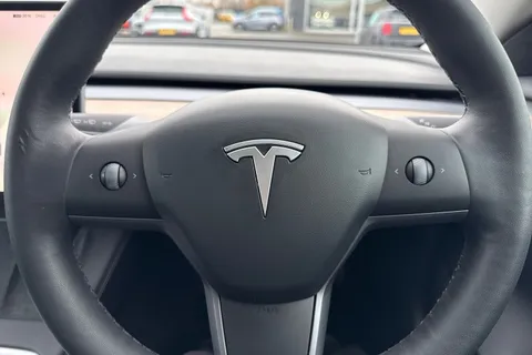 AF22TVU Tesla Model 3 Standard Plus 4dr Auto Thumbnail #39