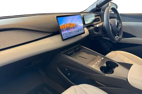  BYD Seal 6 1.5 DM-i 10kWh Boost CVT Auto Euro 6 (s/s) 4dr Thumbnail #9