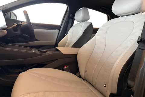  BYD Seal 6 1.5 DM-i 10kWh Boost CVT Auto Euro 6 (s/s) 4dr Thumbnail #11