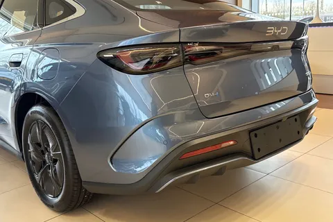  BYD Seal 6 1.5 DM-i 10kWh Boost CVT Auto Euro 6 (s/s) 4dr Thumbnail #16