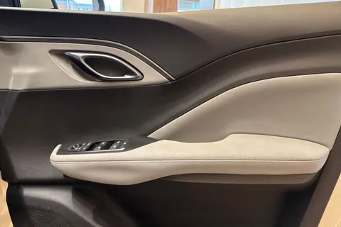 17 of 60 for BYD Dolphin Surf 30kWh Active Auto 5dr