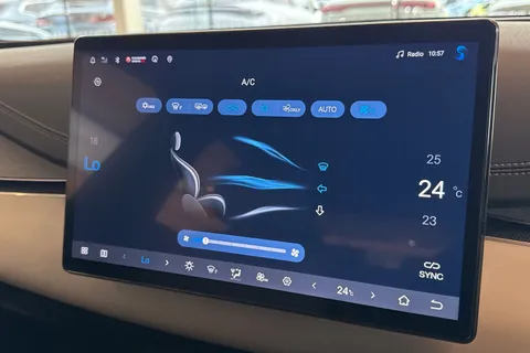  BYD Seal 6 1.5 DM-i 10kWh Boost CVT Auto Euro 6 (s/s) 4dr Thumbnail #19