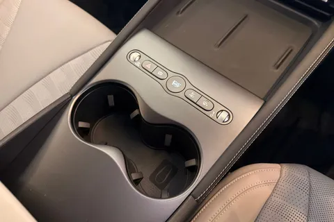  BYD Seal 6 1.5 DM-i 10kWh Boost CVT Auto Euro 6 (s/s) 4dr Thumbnail #20