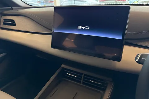  BYD Seal 6 1.5 DM-i 10kWh Boost CVT Auto Euro 6 (s/s) 4dr Thumbnail #39