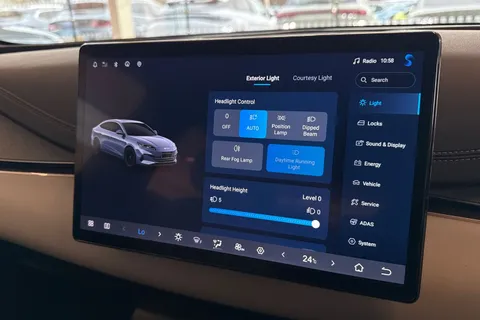  BYD Seal 6 1.5 DM-i 10kWh Boost CVT Auto Euro 6 (s/s) 4dr Thumbnail #43