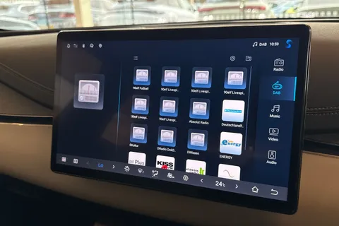  BYD Seal 6 1.5 DM-i 10kWh Boost CVT Auto Euro 6 (s/s) 4dr Thumbnail #45