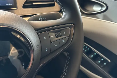  BYD Seal 6 1.5 DM-i 10kWh Boost CVT Auto Euro 6 (s/s) 4dr Thumbnail #51