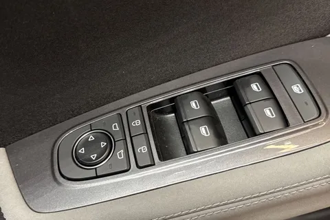 52 of 60 for BYD Dolphin Surf 30kWh Active Auto 5dr