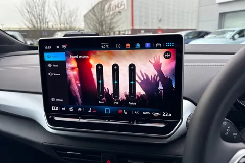 KN75XHO Volkswagen ID.4 210kW Match Pro 77kWh ⭐ Keyless entry, Heated front seats, Climate windscre Thumbnail #47