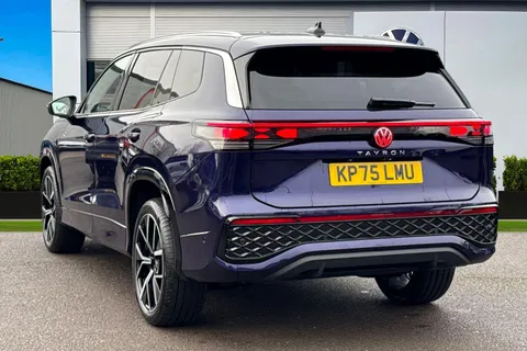 KP75LMU Volkswagen Tayron 2.0 TSI R-Line 4Motion 5dr DSG7 [7 Seat] ⭐Infotainment plus package⭐ Thumbnail #3