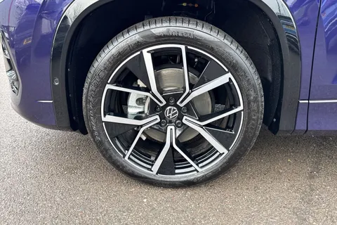 KP75LMU Volkswagen Tayron 2.0 TSI R-Line 4Motion 5dr DSG7 [7 Seat] ⭐Infotainment plus package⭐ Thumbnail #10