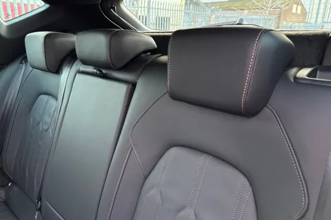 19 of 43 for CUPRA Formentor 1.5 TSI V2 Euro 6 (s/s) 5dr