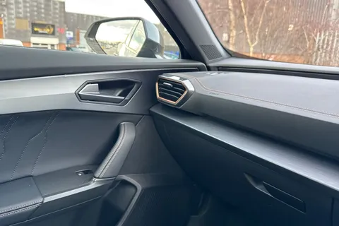 33 of 43 for CUPRA Formentor 1.5 TSI V2 Euro 6 (s/s) 5dr